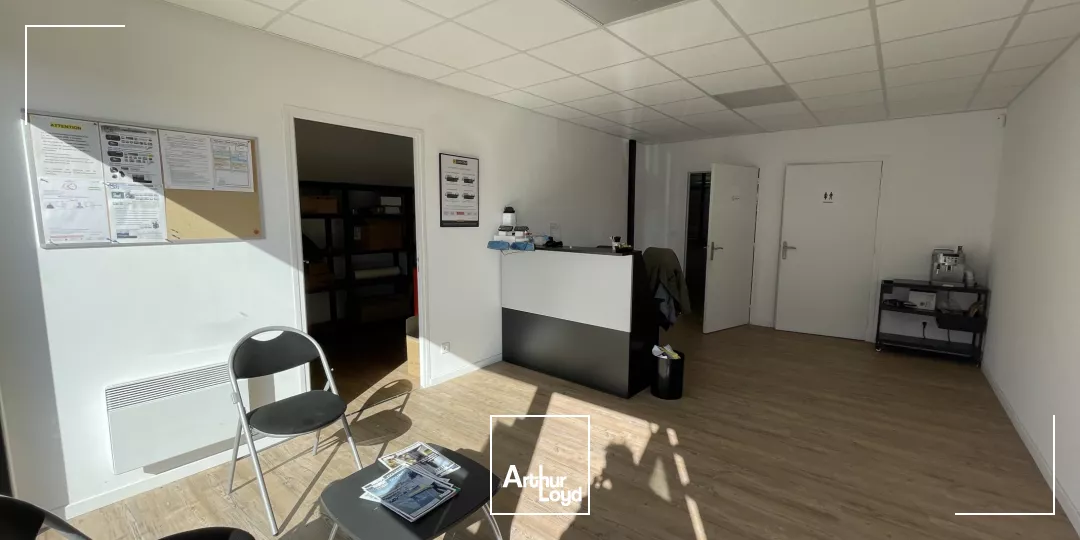 ENTREPOT AVEC BUREAUX A VENDRE OU A LOUER 