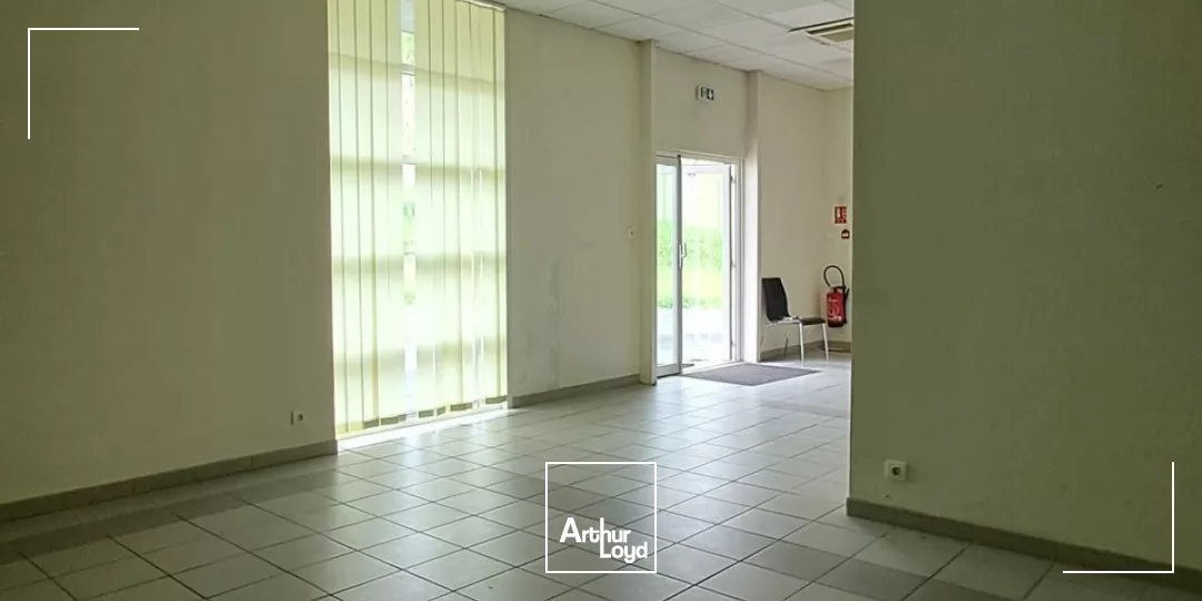 LOCAL D'ACTIVITE - ENTREPOT location à TERRASSON LAVILLEDIEU 24120