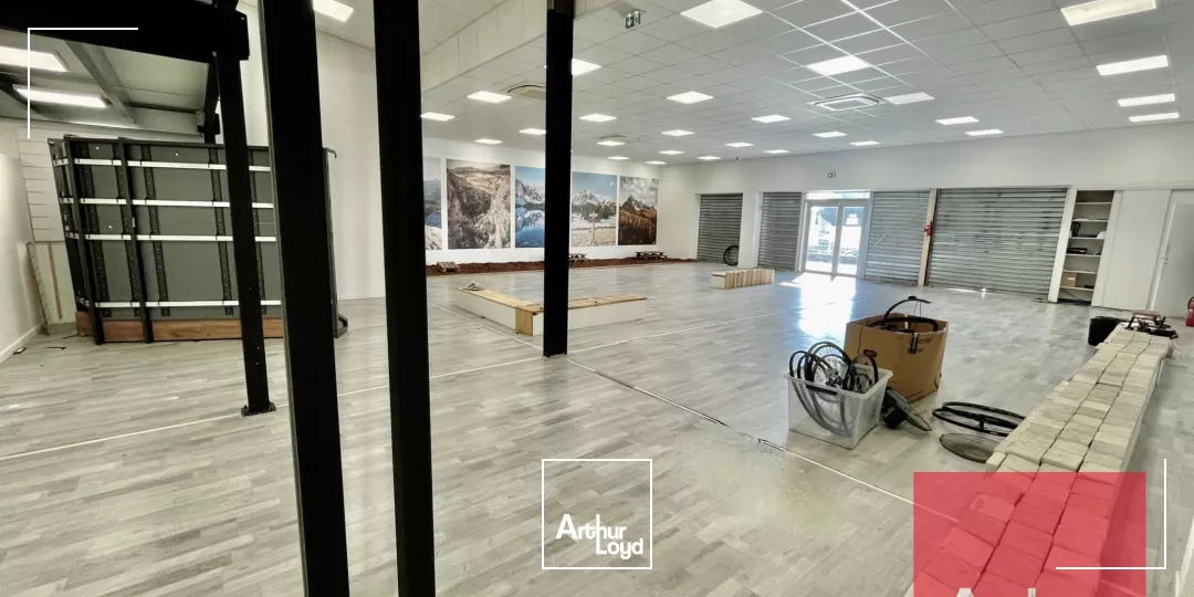 LOCAL COMMERCIAL À LOUER - FREJORGUES - MAUGUIO