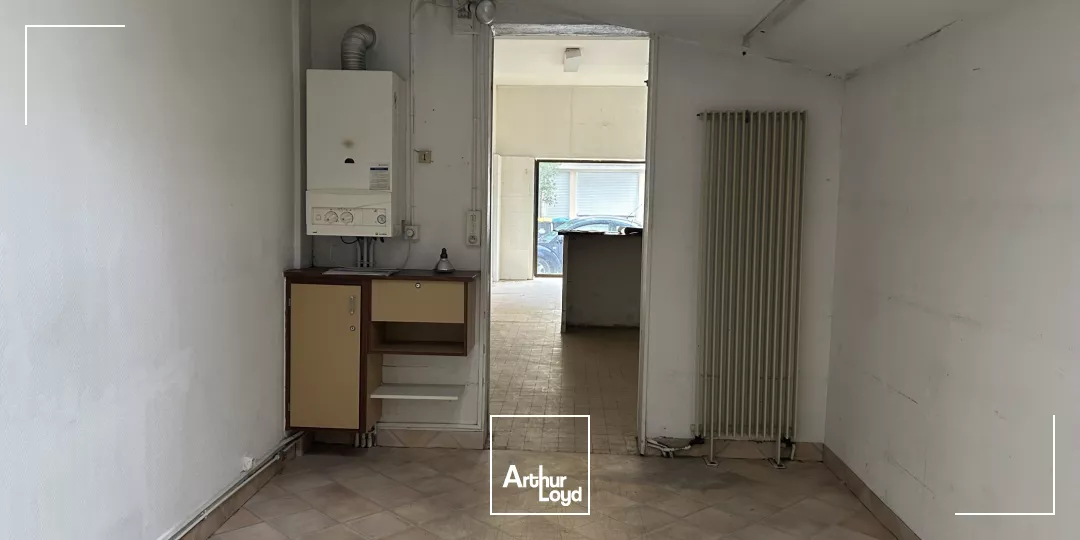 A LOUER - 100 M2 - LOCAL COMMERCIAL -SAINT NAZAIRE - CENTRE VILLE