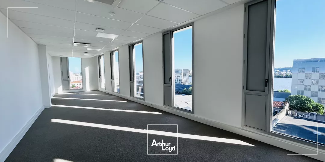 A louer - Immeuble de bureaux neufs de 3 037 m² divisibles - Bordeaux Euratlantique