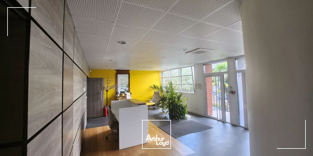 Bureaux avec stockage à louer