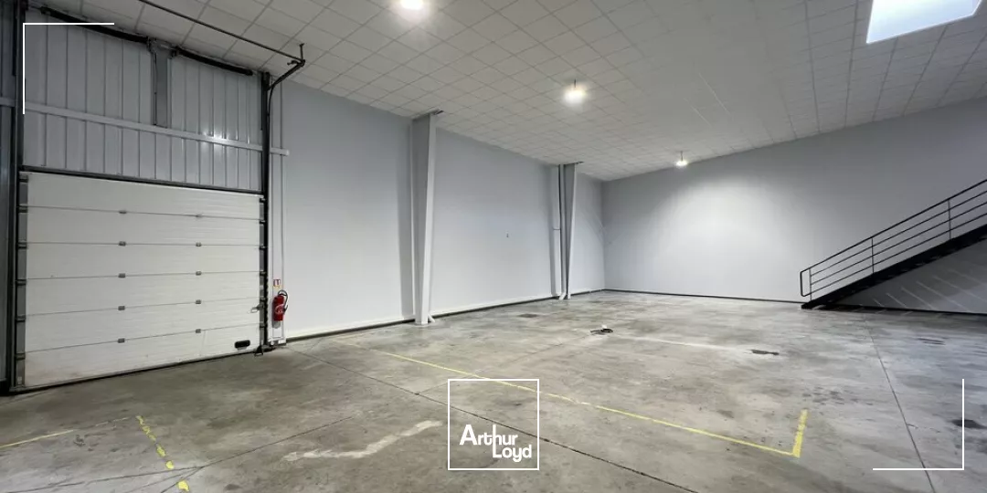 A louer - Local d'activité 405m2 sur zone commerciale attractive