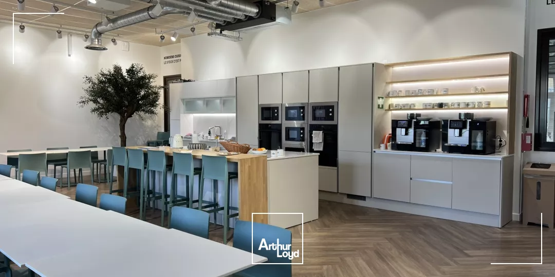 Bureaux à louer à TREMBLAY EN FRANCE 93290