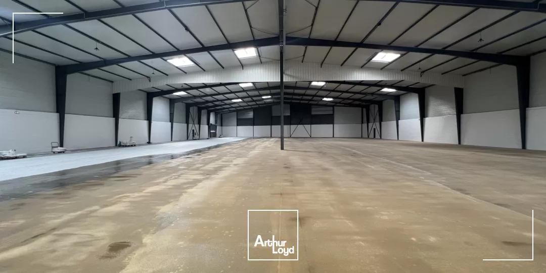 Entrepôts à louer à LE BLANC MESNIL 93150