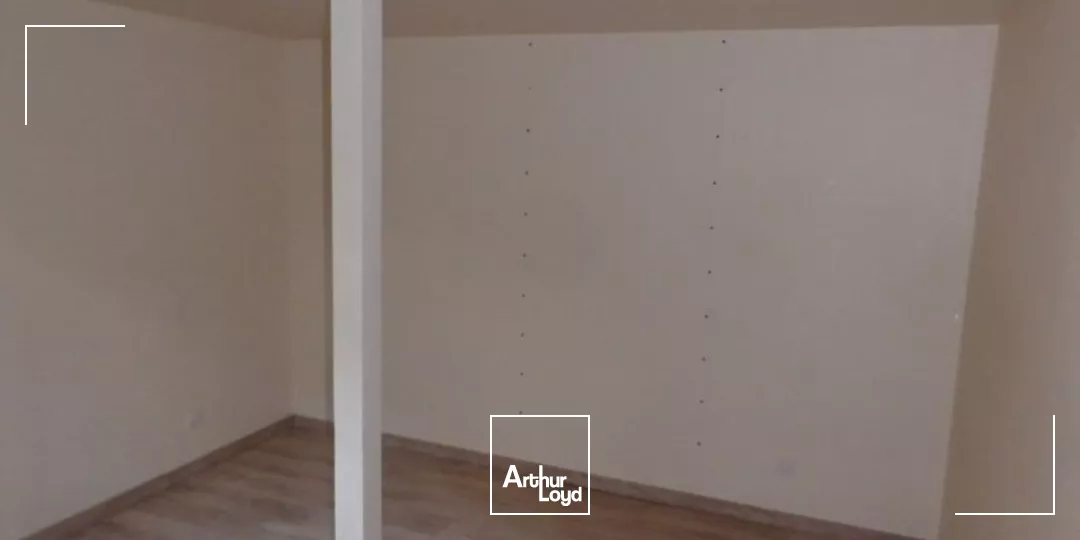 MURS COMMERCIAUX A VENDRE