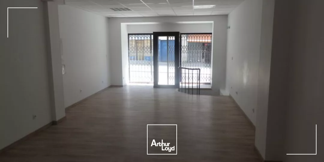 MURS COMMERCIAUX A VENDRE