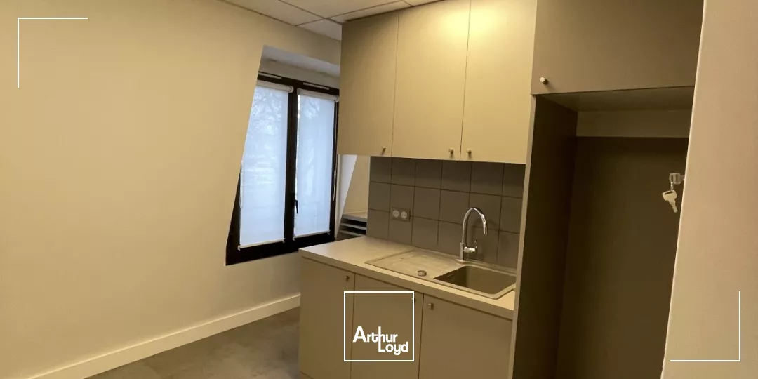 Bureaux à louer à LE VESINET 78110