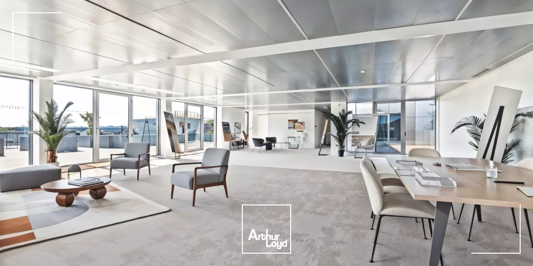 Bureaux à vendre ou à louer à SURESNES 92150