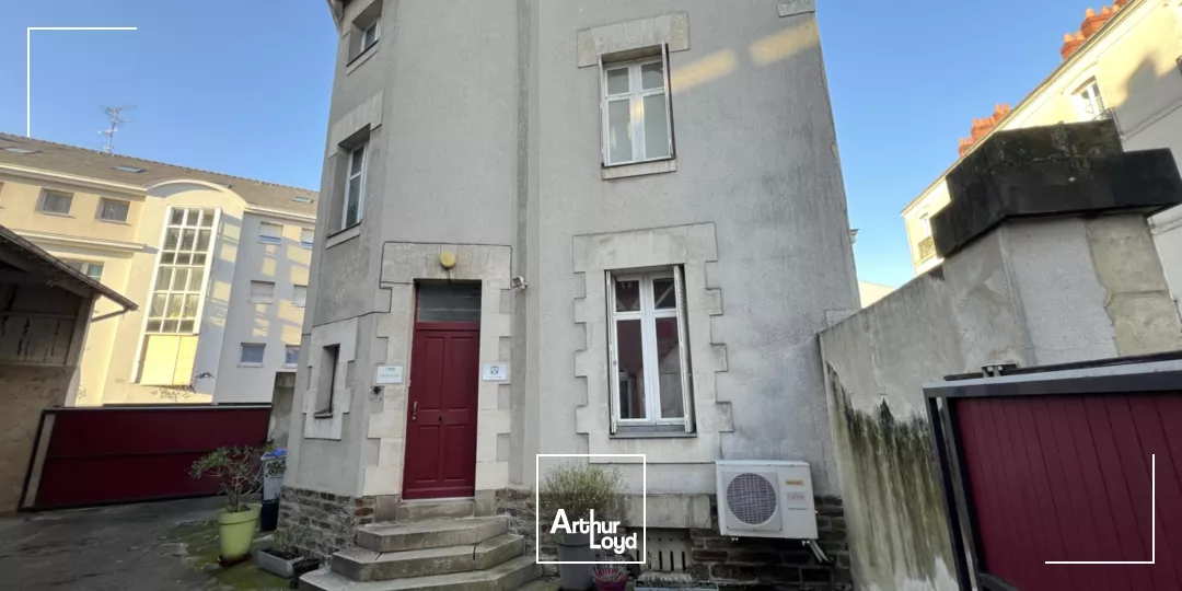IMMEUBLE INDEPENDANT BUREAUX A VENDRE CITE DES CONGRES NANTES
