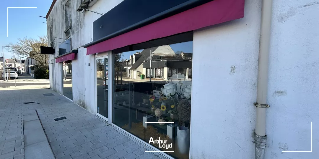 LOCAL COMMERCIAL -72 M2 - MONTOIR - FLEURISTE - CENTRE VILLE