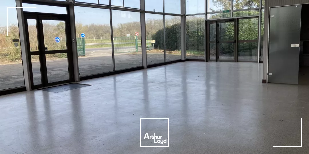 Locaux d'activité à vendre à VERNEUIL SUR AVRE 27130