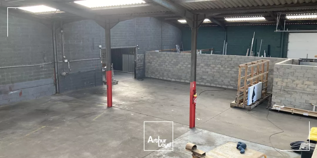 Locaux d'activité à vendre à VERNEUIL SUR AVRE 27130