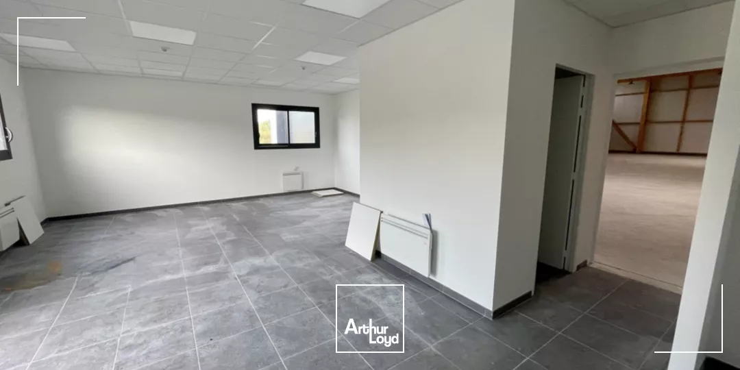 Locaux d'activité à louer à FOURMETOT 27500