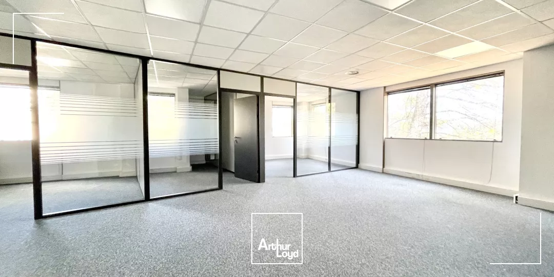 Bureaux à louer situés Parc du Golf au coeur du Pôle d'Activité d'Aix 