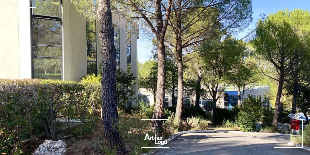 Bureaux à louer avec un emplacement idéal au coeur du Pôle d'Activité d'Aix 