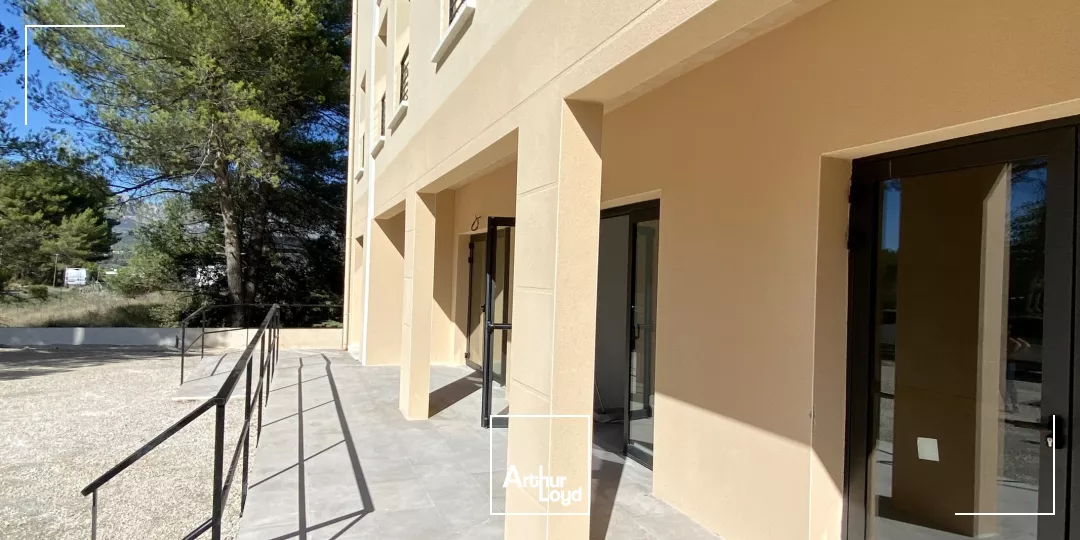 IMMEUBLE NEUF DE STANDING SITUÉ AIX-EST AVEC PARKING