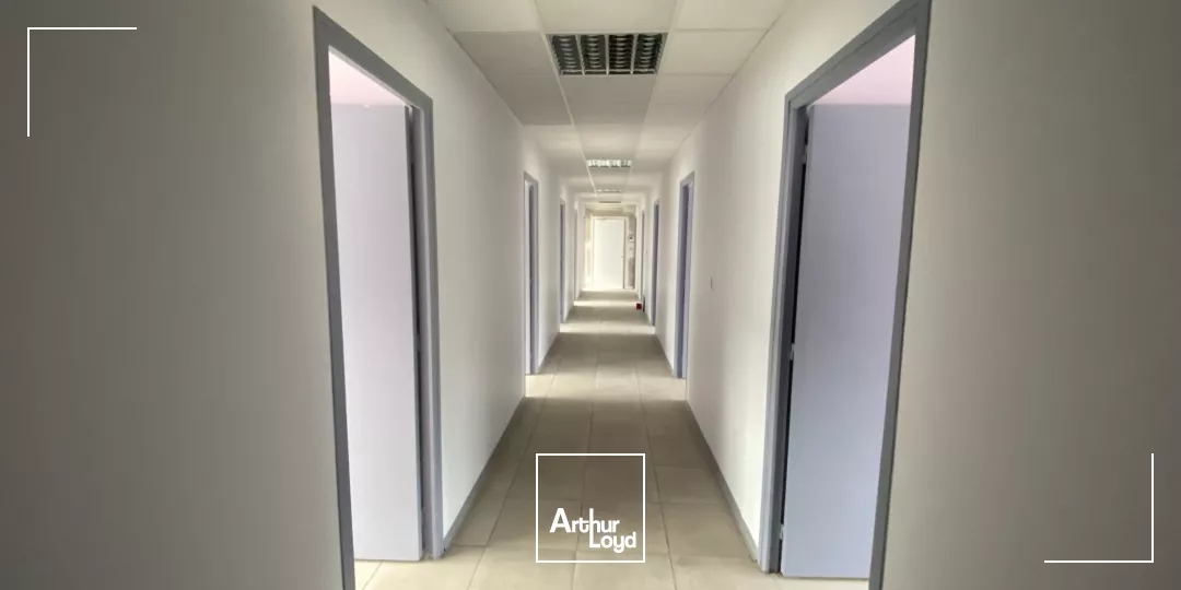 BUREAUX 300 M² DIVISIBLES À LOUER ZONE ECOPOLIS MARTIGUES