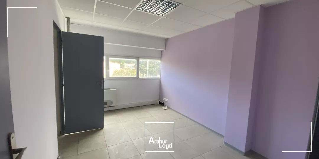 BUREAUX 300 M² DIVISIBLES À LOUER ZONE ECOPOLIS MARTIGUES