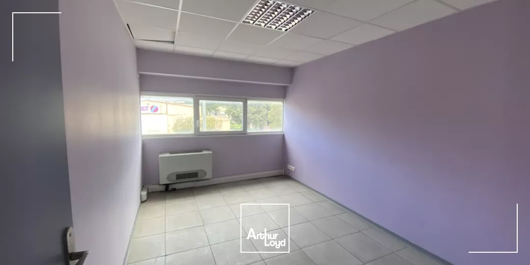 BUREAUX 300 M² DIVISIBLES À LOUER ZONE ECOPOLIS MARTIGUES