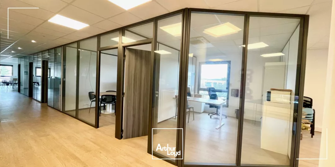 CO-EXCLUSIVITÉ - BUREAUX DE TRES BON STANDING A LOUER