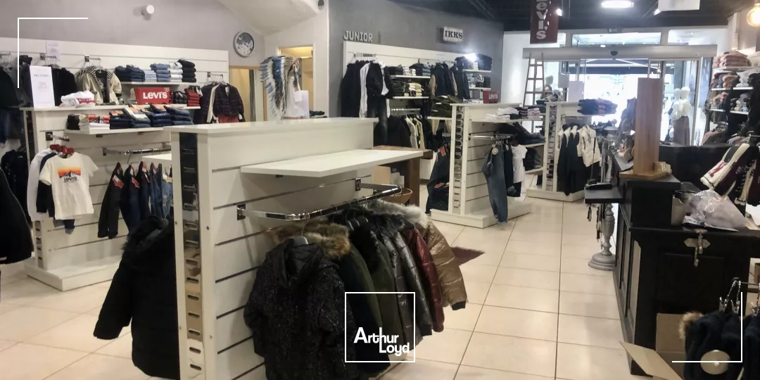 LOCAL COMMERCIAL 150M² A LOUER COURS PRINCIPAL SALON DE PROVENCE