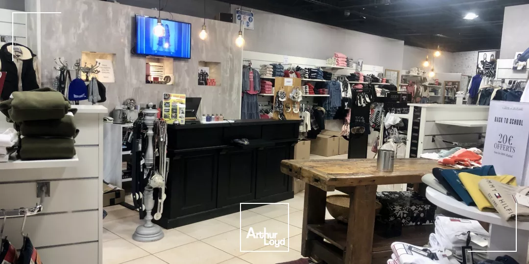 LOCAL COMMERCIAL 150M² A LOUER COURS PRINCIPAL SALON DE PROVENCE