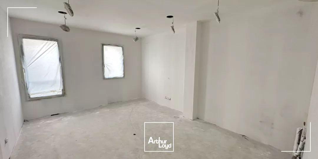 BUREAUX AU SEIN D'UN POLE SANTE A LOUER