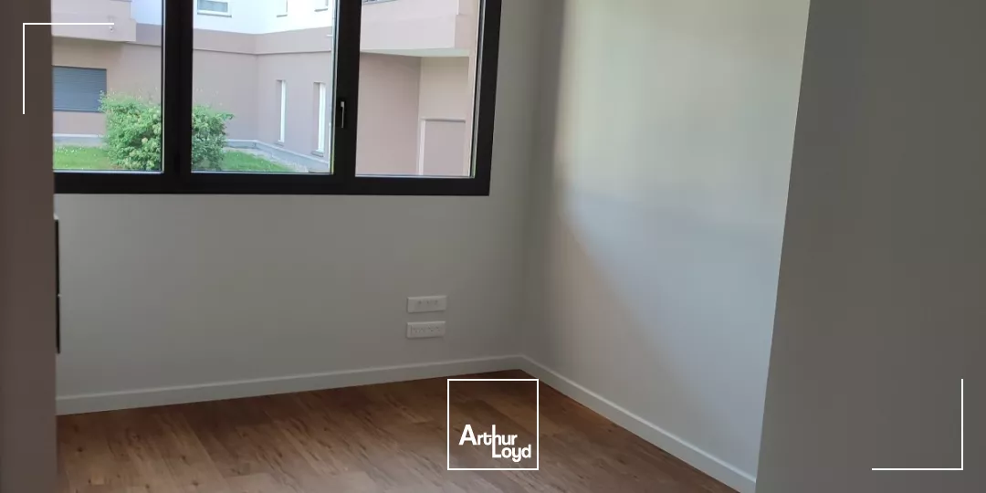 Espace de Bureaux à louer à proximité de Villefranche sur Saône