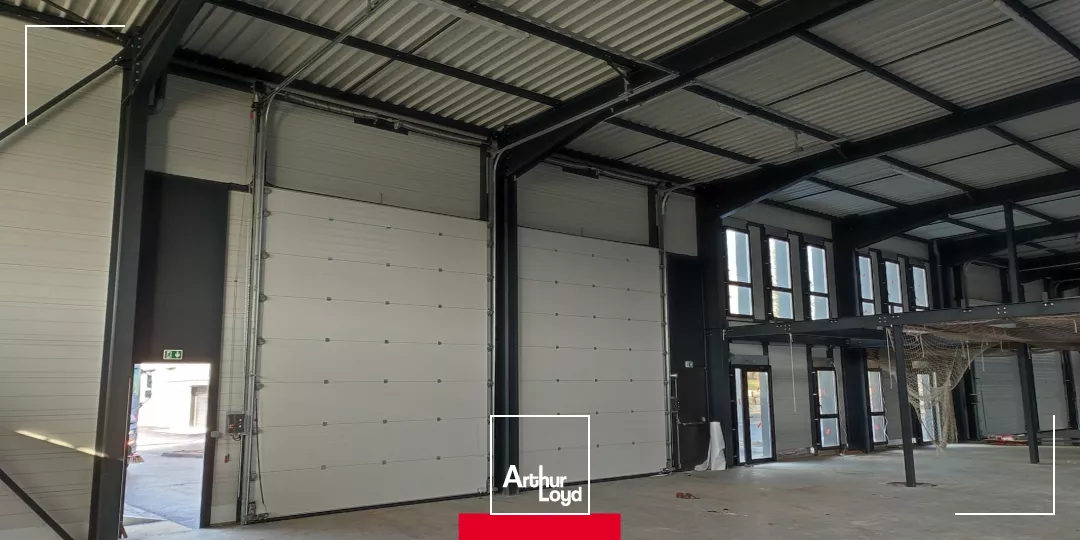 Locaux d'activité à vendre à Mionnay (01390), à partir de 165 m2, proximité A46 et route de Lyon