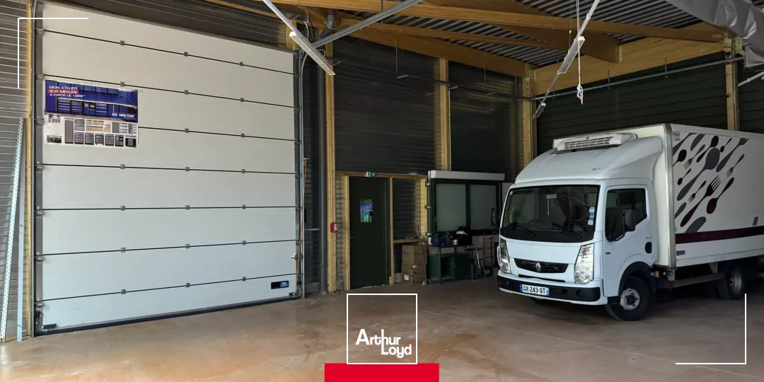 Local d'activité en très bon état à louer à LETRA