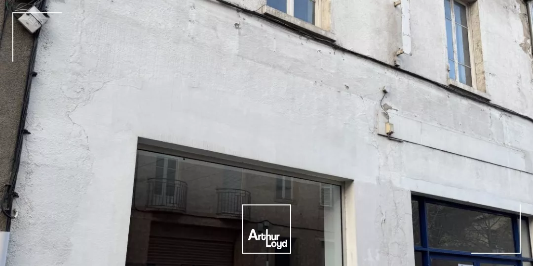 A VENDRE Local mixte Activité / Showroom - TARARE (69170)