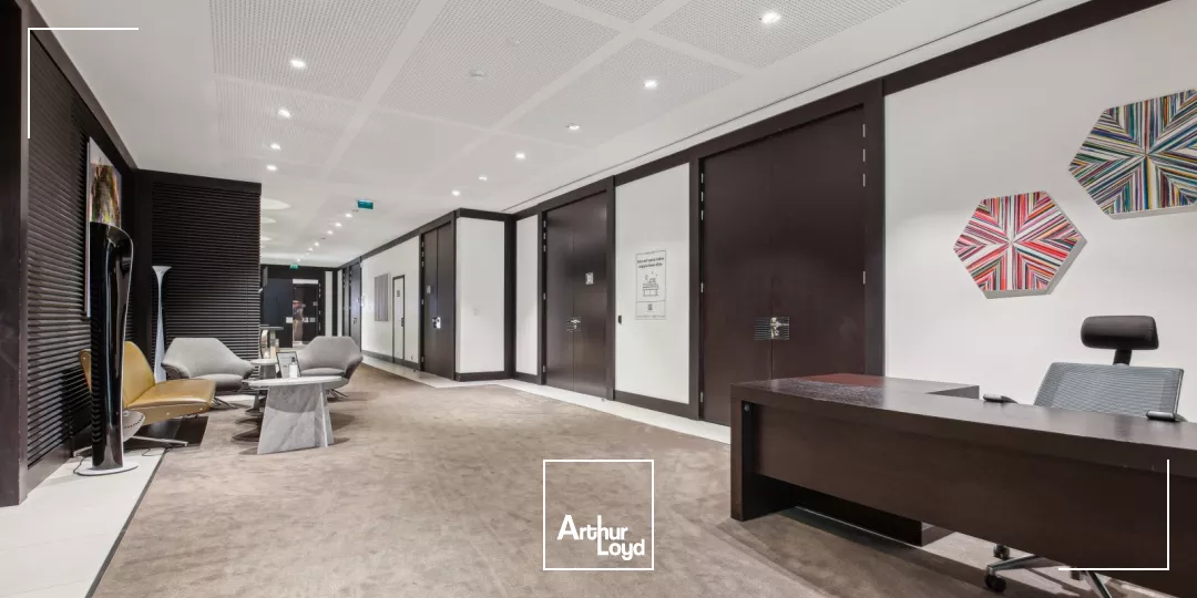 West Plaza à Colombes - Bureaux lumineux - Nombreux services sur site - Terrasses et cadre exceptionnel