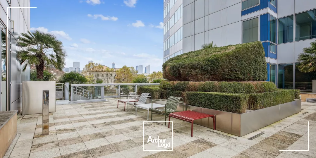 West Plaza à Colombes - Bureaux lumineux - Nombreux services sur site - Terrasses et cadre exceptionnel
