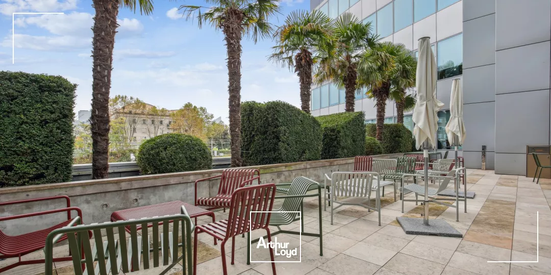 West Plaza à Colombes - Bureaux lumineux - Nombreux services sur site - Terrasses et cadre exceptionnel