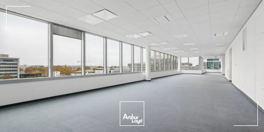 West Plaza à Colombes - Bureaux lumineux - Nombreux services sur site - Terrasses et cadre exceptionnel