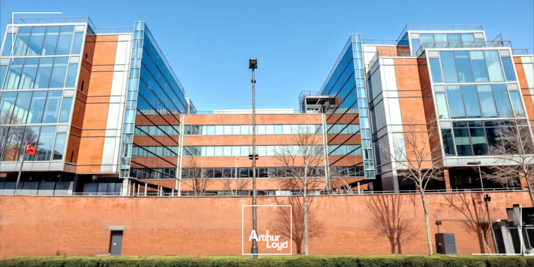 BOMA - SURESNES - VUE SUR SEINE - BUREAUX CONTEMPORAINS