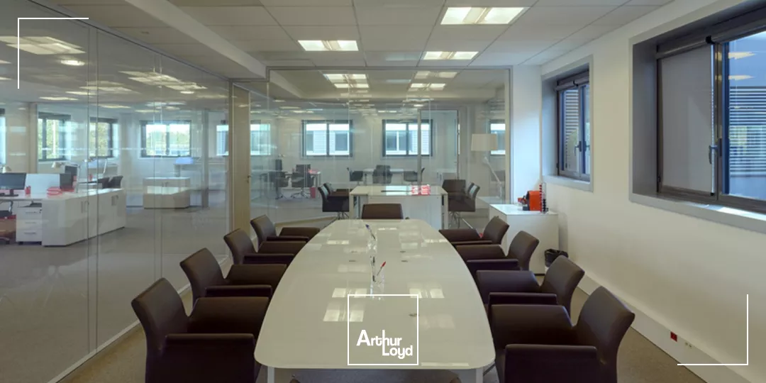 Campus restructuré pour des bureaux exceptionnels à acquérir/à louer - Parkings - Proximité de la Défense