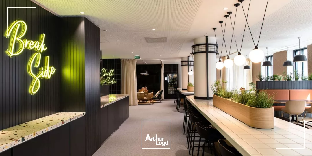 Bureaux neufs et très lumineux - Nombreux services de qualité - RER A au pied de l'immeuble - Green Office