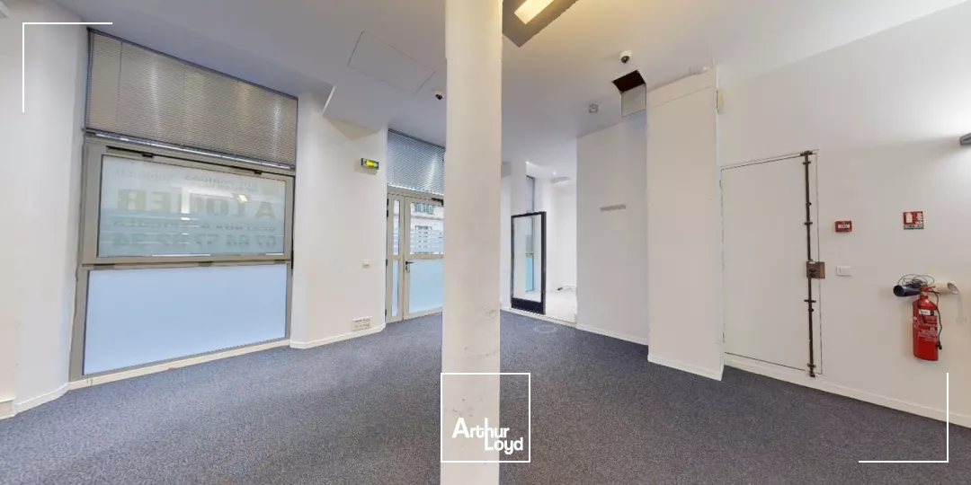 LEVALLOIS PERRET - PROCHE METRO - BUREAUX ATYPIQUES A VENDRE