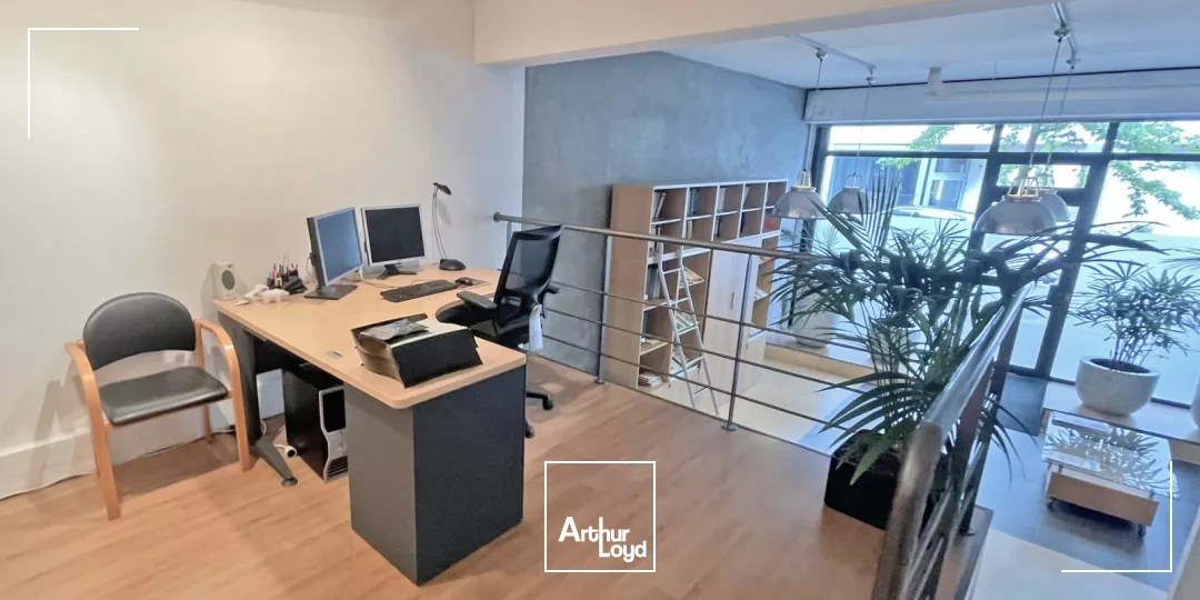 Bureaux de standing atypiques, à vendre, Suresnes Mont Valérien à proximité du tramway