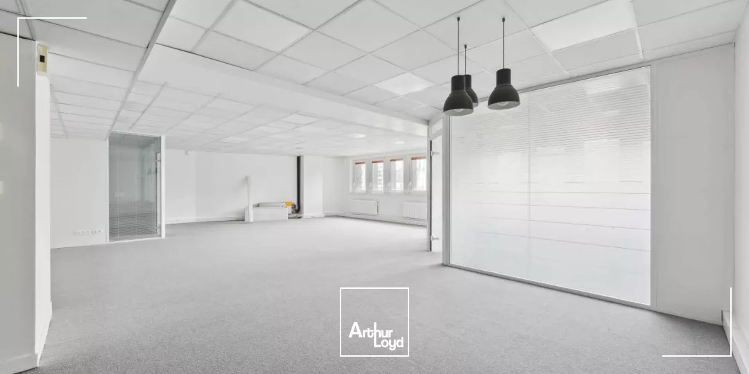 BUREAUX FONCTIONNELS - RARE SUR LE SECTEUR - NEUILLY SUR SEINE PROCHE METRO