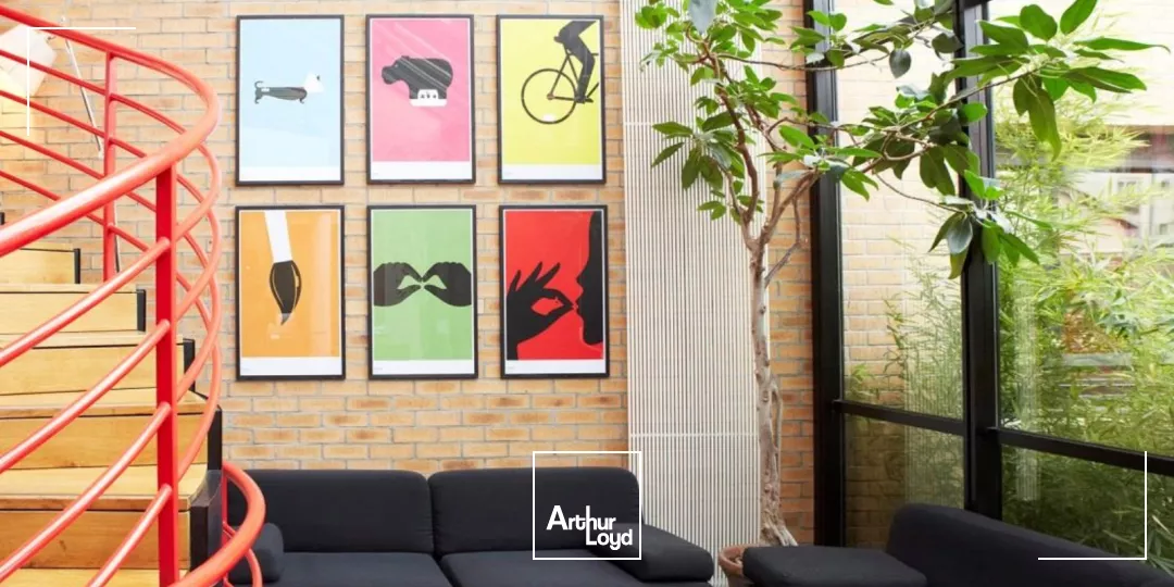 Immeuble indépendant avec cour intérieure, à vendre à Suresnes