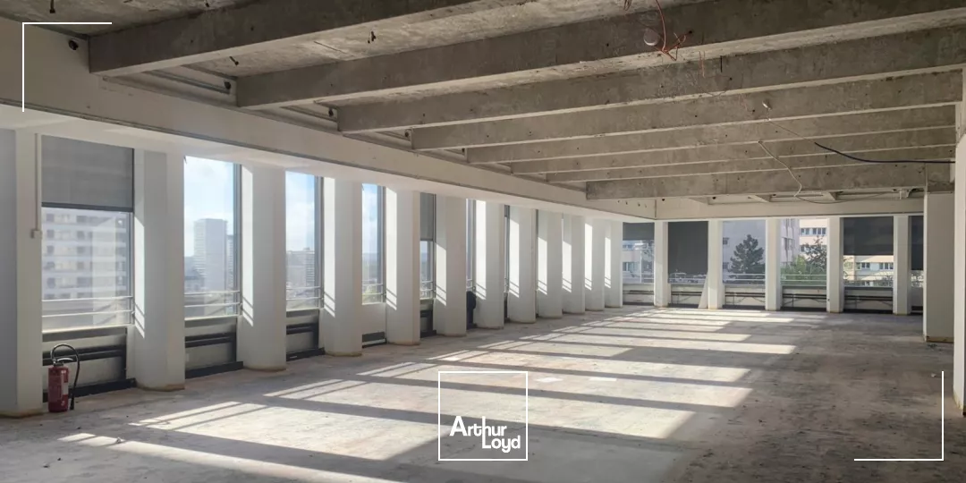 Bureaux ERP à vendre, idéal pour centre de formation - Aux portes de Paris