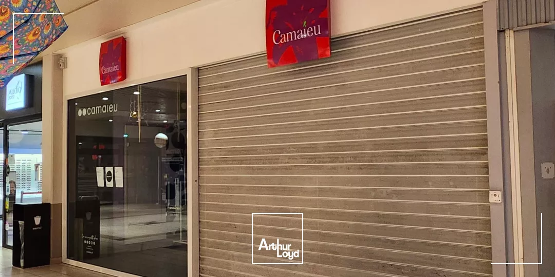 Cellule de 300m2 env disponible dans la galerie marchande de Carrefour Liévin