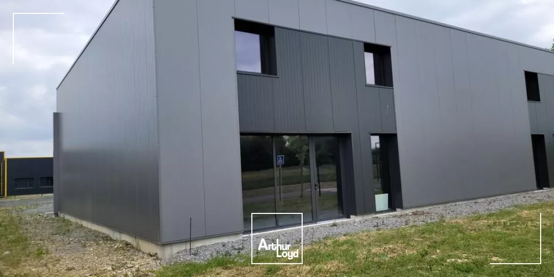 LOCATION AXE LE MANS ANGERS BATIMENT 400m²