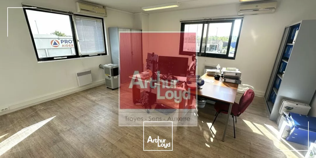 A louer Proche Mac Arthur Glenn Bureaux 213 m² divisibles - TROYES