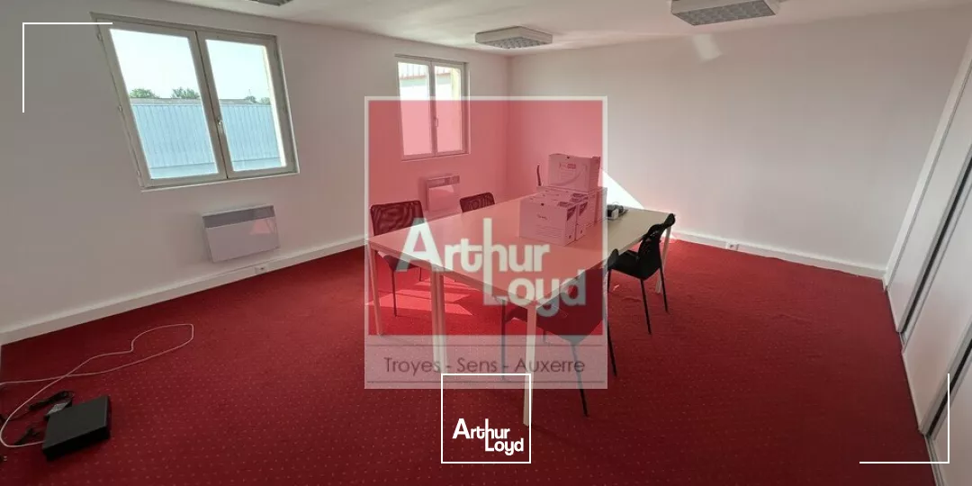 A louer Proche Mac Arthur Glenn Bureaux 213 m² divisibles - TROYES