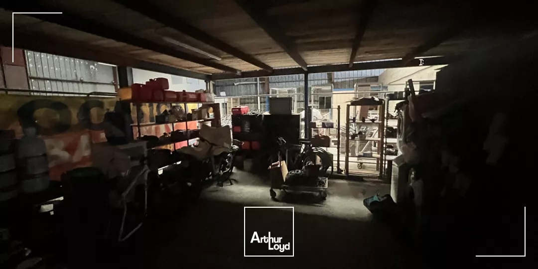 Entrepôt à vendre - Positionnement maritime exceptionnel à Port Camargue