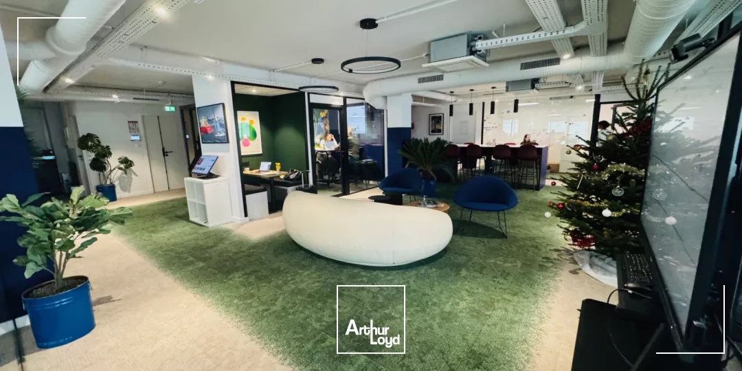 PLATEAUX DE BUREAUX 300 M² PORT DE COMMERCE